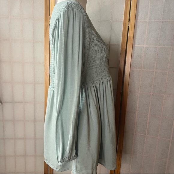 Ingrid & Isabel Sage Green Smocked Babydoll Top|Long Sleeve|Size L - Picture 8 of 11